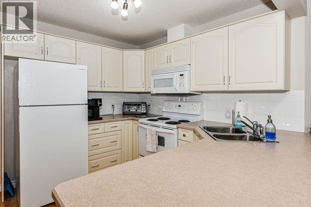 5419 49 Avenue - Photo 5