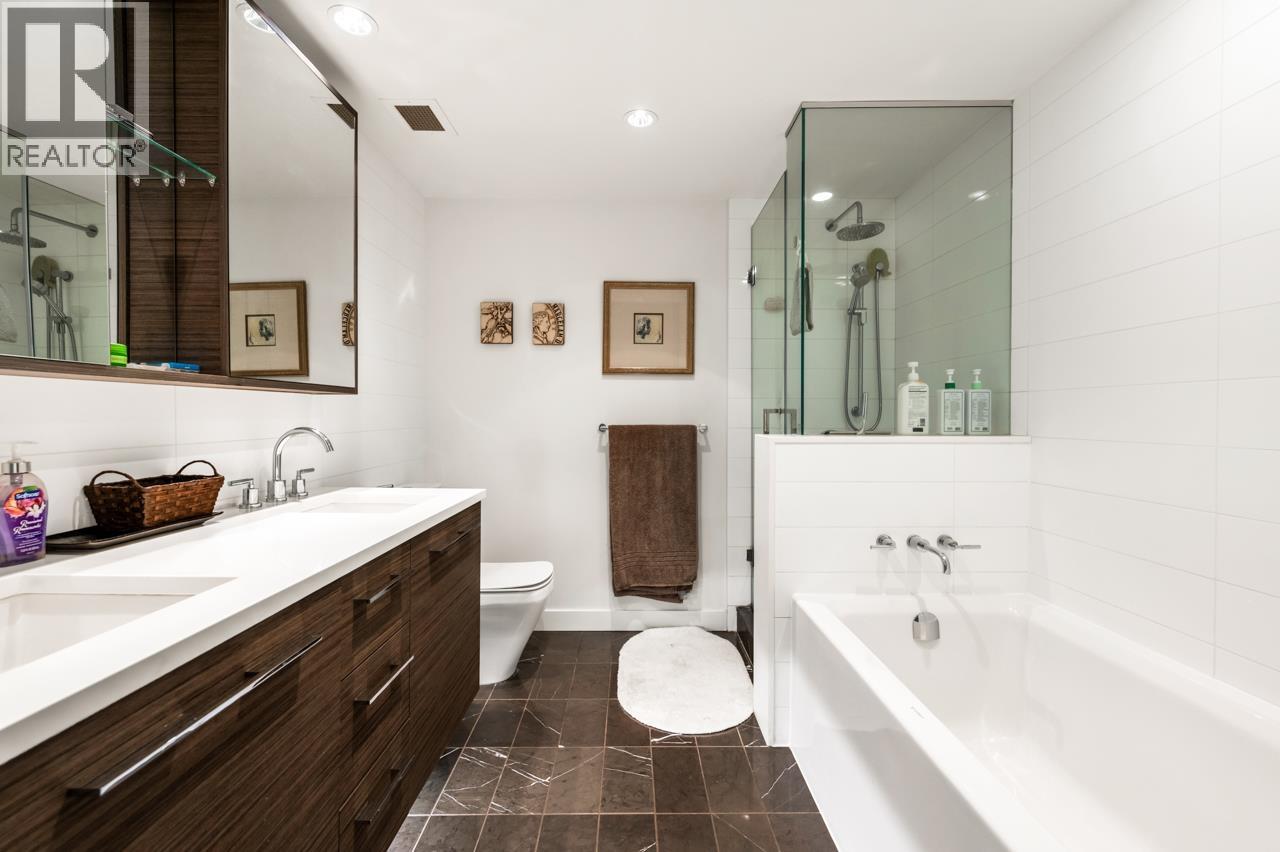 #1008-7488 LANSDOWNE Road, Richmond