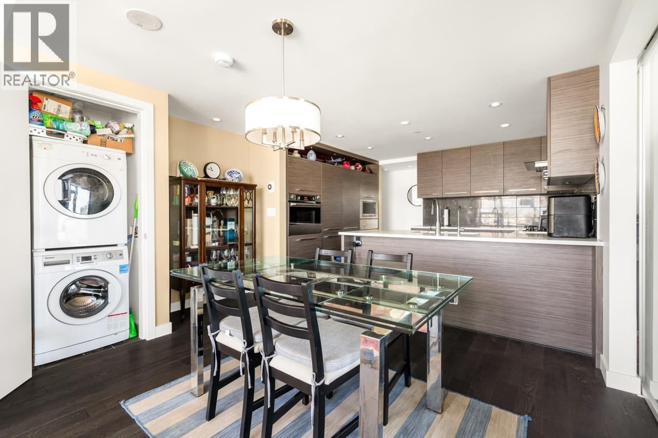 #1008-7488 LANSDOWNE Road, Richmond