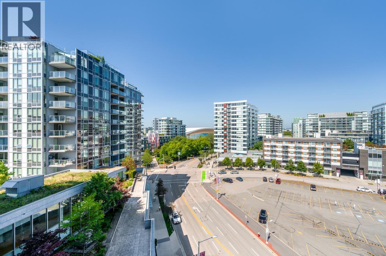 #1008-7488 LANSDOWNE Road, Richmond