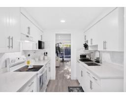 211 13931 74 Avenue, Surrey, BC V3W6G6 Photo 10