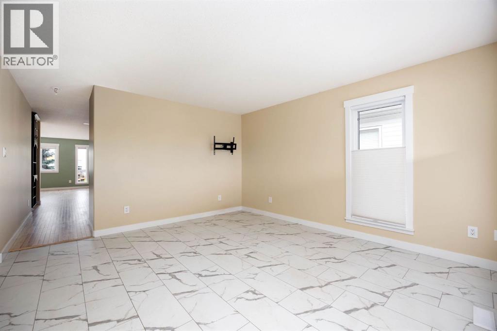 245 Crown Creek Lane - Image 4