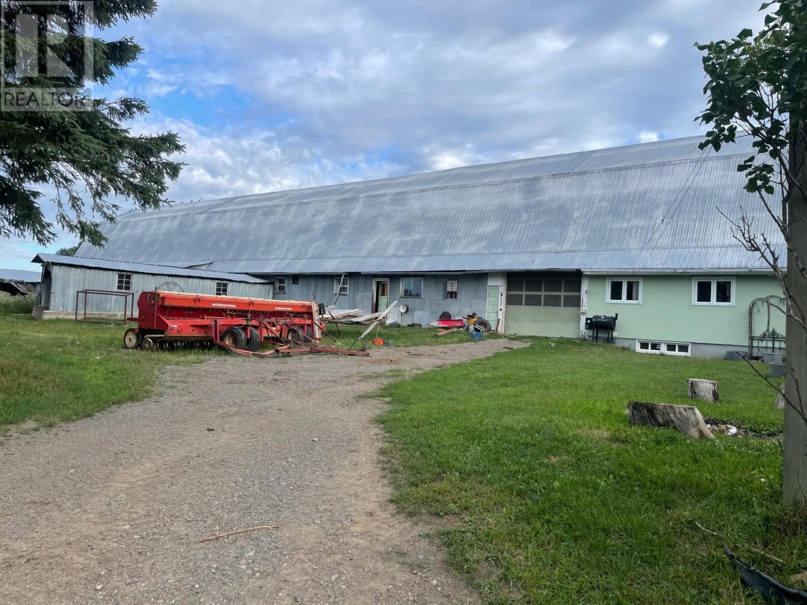 98 Whittaker RD, Kakabeka Falls — photo 2