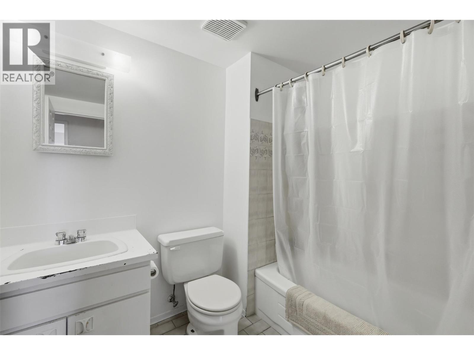 #347 245 Gordonhorn Drive - 16