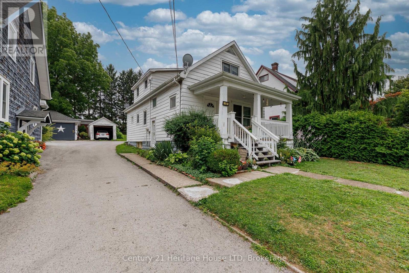 182 BERTIE STREET - 7