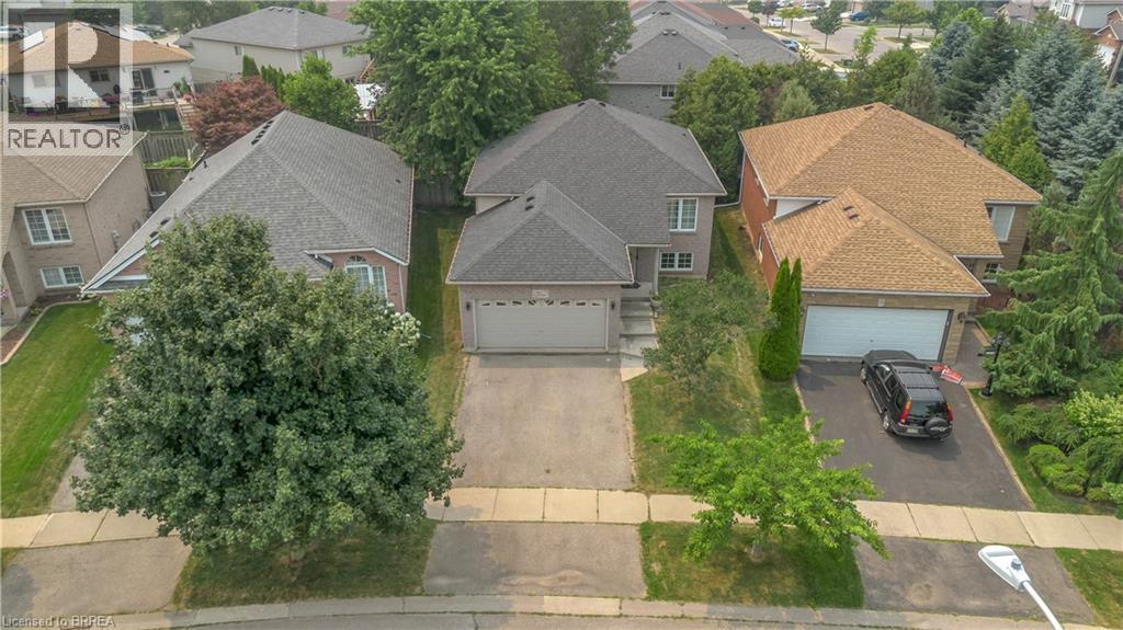 4 DOWDEN Avenue - 44