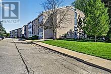 #201 820 LAURIER BOULEVARD N - 4