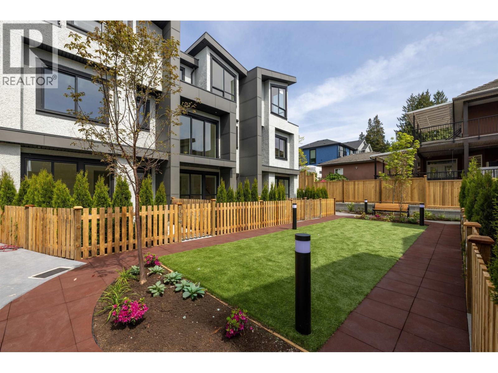 105 753 EDGAR AVENUE, Coquitlam — photo 2