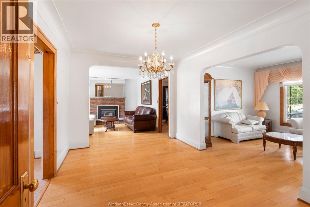 2279 Lillian AVENUE - 22