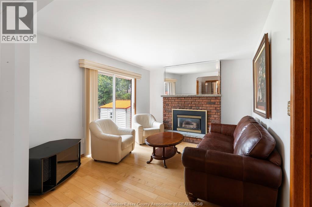 2279 Lillian AVENUE - 24