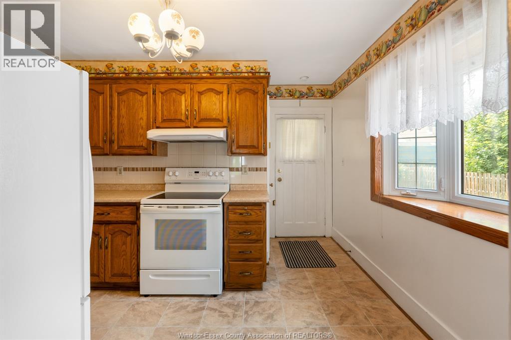 2279 Lillian AVENUE - 32