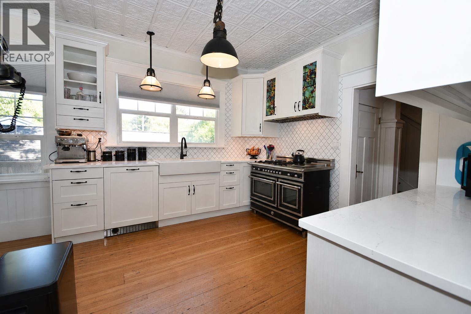 4671 ARTHUR Drive, Delta