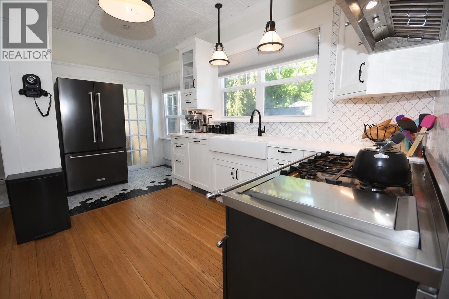 4671 ARTHUR Drive, Delta