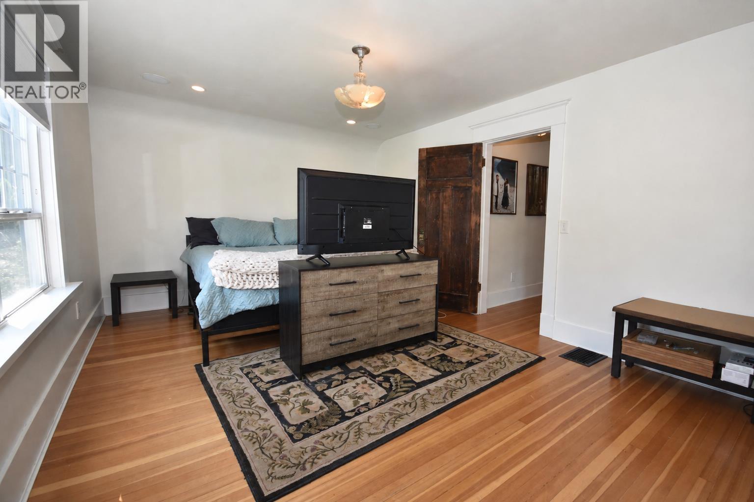 4671 ARTHUR Drive, Delta