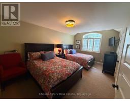 Bedroom 2 - Sandfield 5 W3 - 3876 Muskoka Road 118 W, Muskoka Lakes, ON P0B1J0 Photo 7