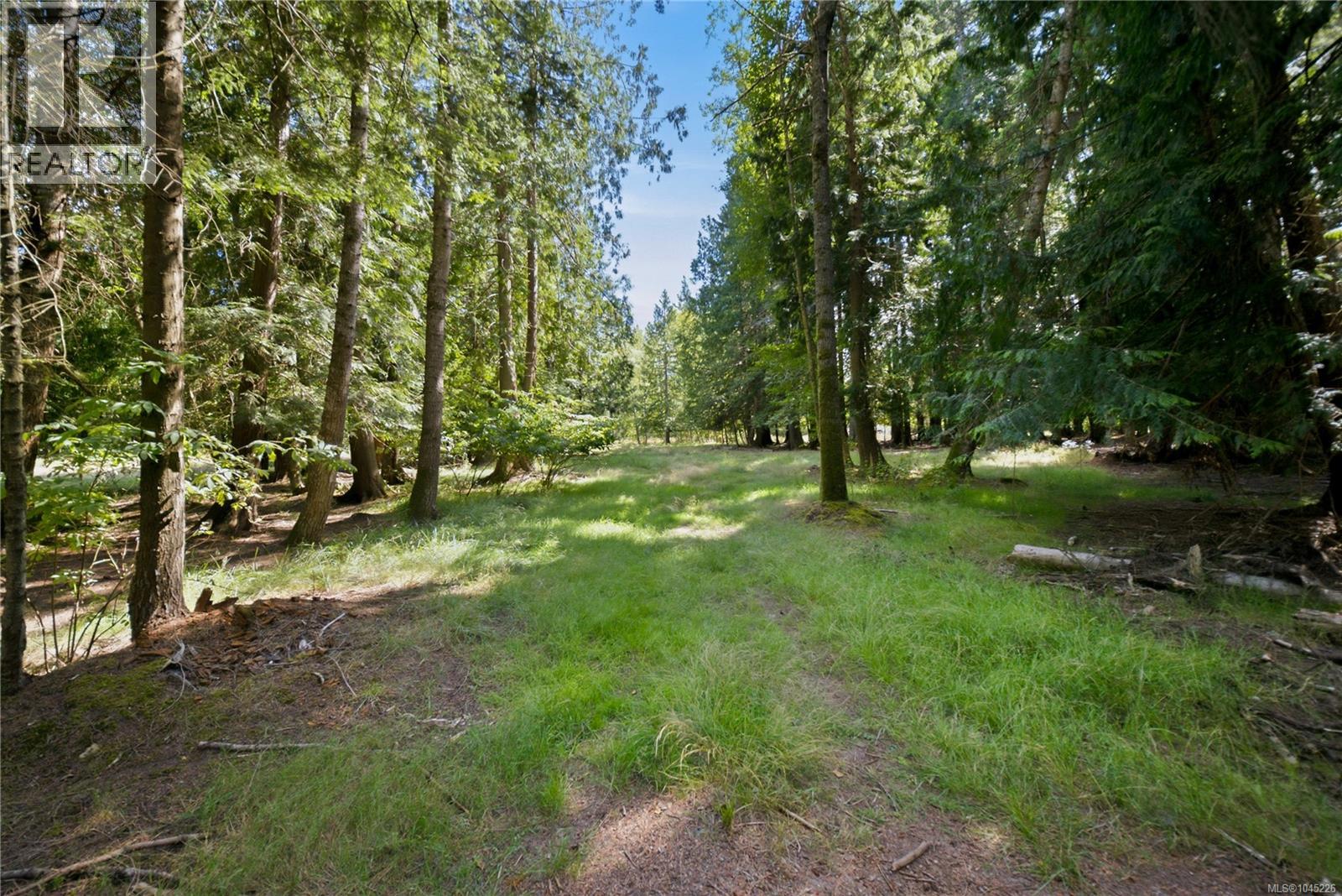 700 Fern Rd E - 30