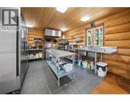 700 Fern Rd E, Qualicum Beach, BC V9K1M4 Photo 13