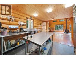 700 Fern Rd E, Qualicum Beach, BC V9K1M4 Photo 14
