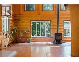 700 Fern Rd E, Qualicum Beach, BC V9K1M4 Photo 20