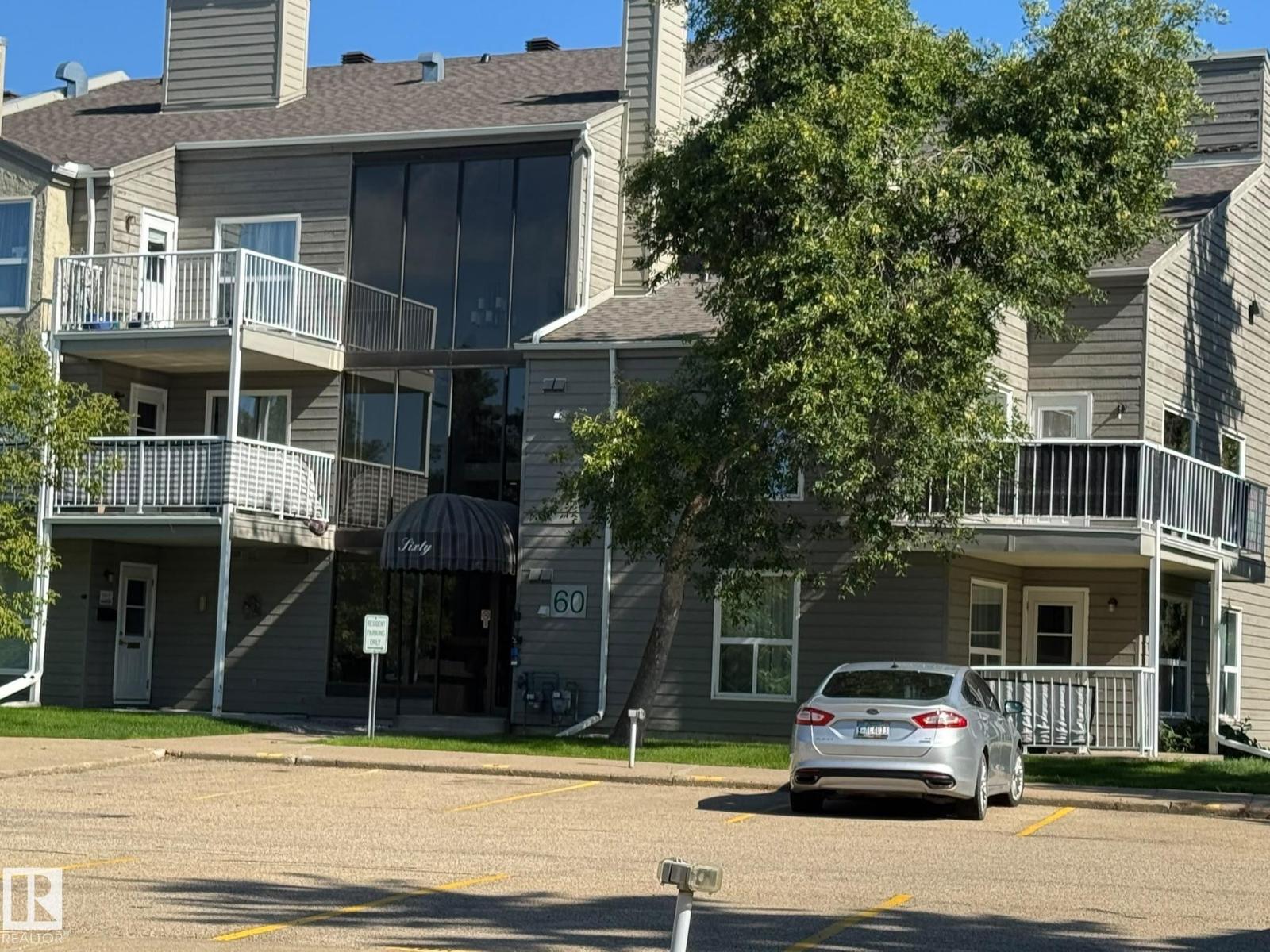 #310 60 Alpine PL, Akinsdale, St. Albert photo 2