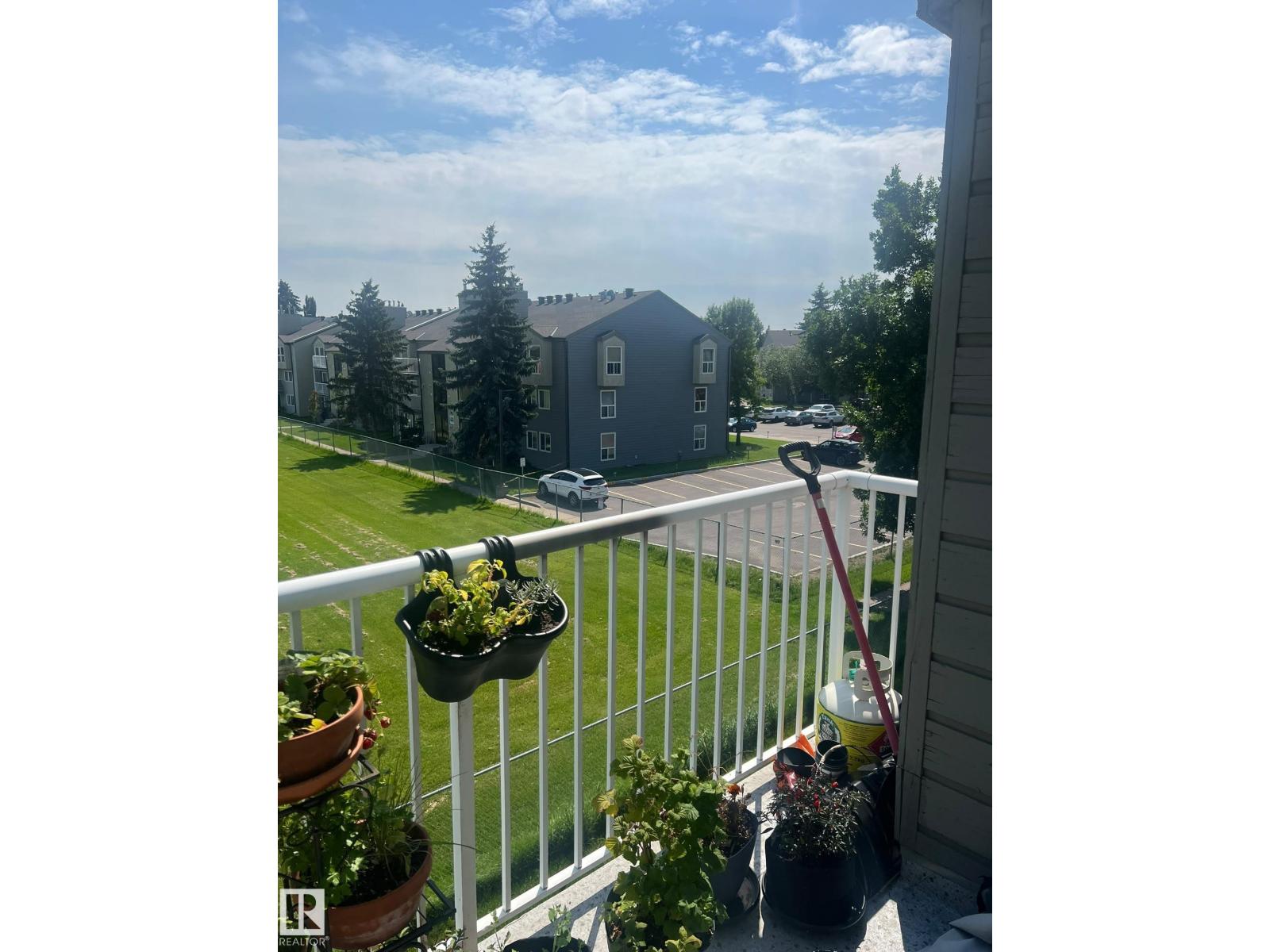 #310 60 Alpine PL, Akinsdale, St. Albert photo 5