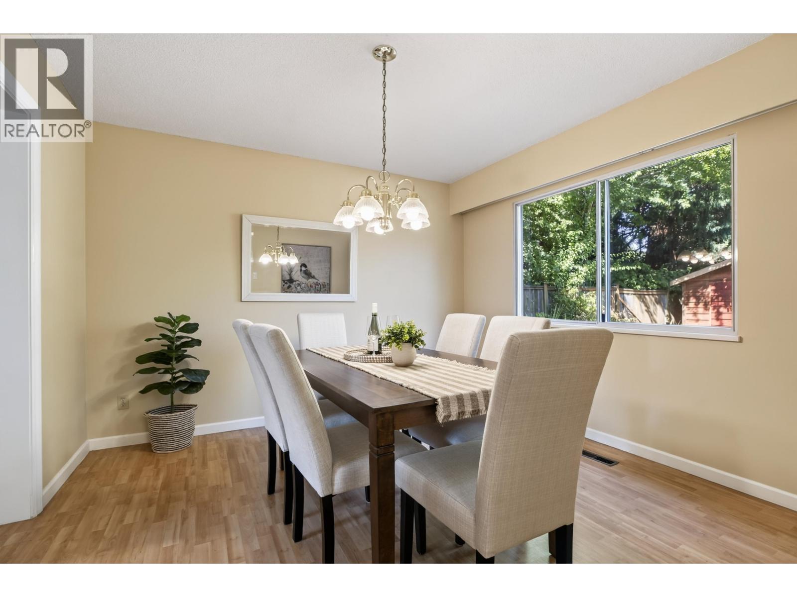 3 Bed, 3 Bath House for Sale in Richmond – 7940 WILLOWFIELD DRIVE, Richmond – MLS# R3153373 - Image 8
