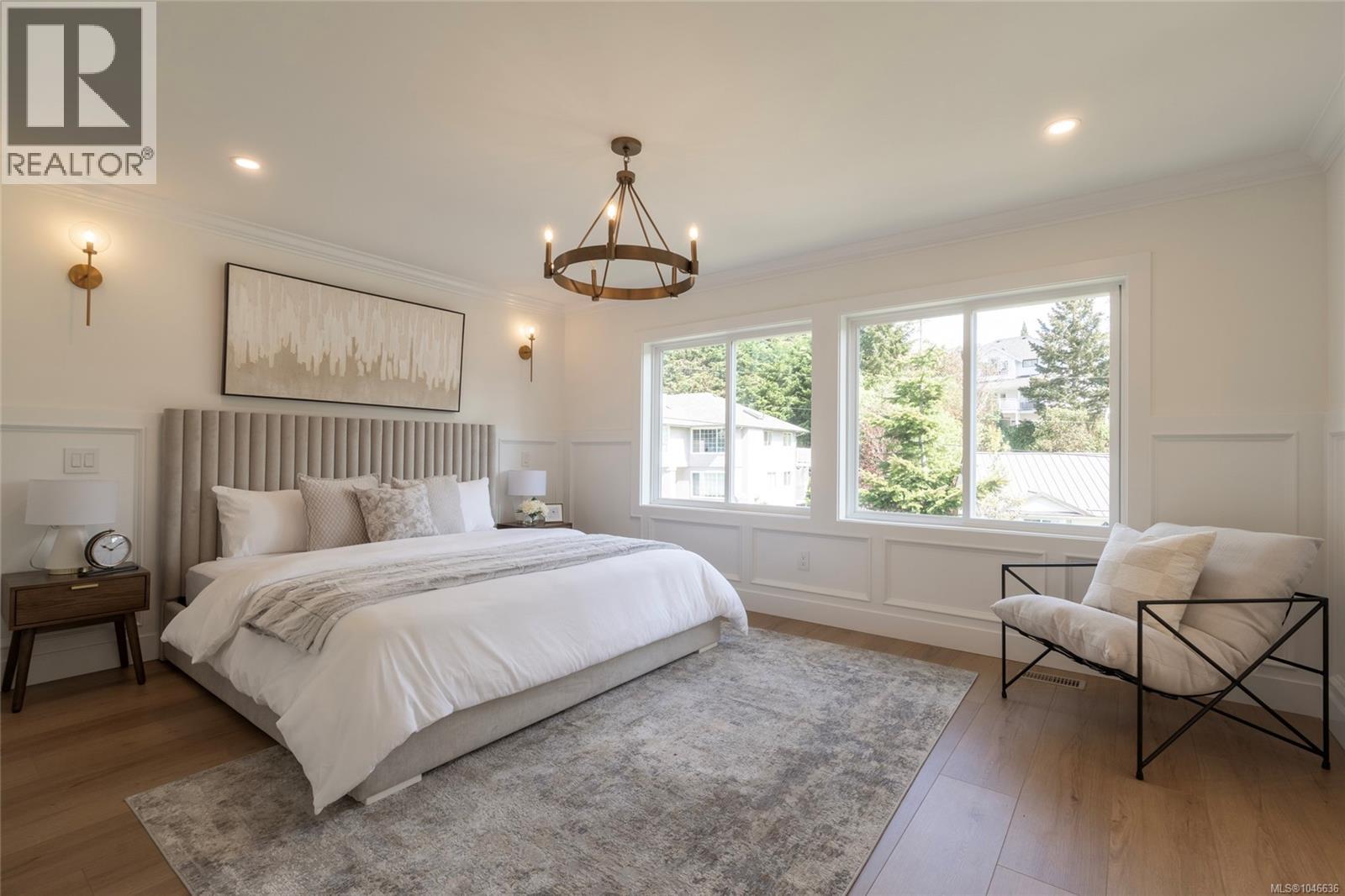 565 Belford Pl - 10
