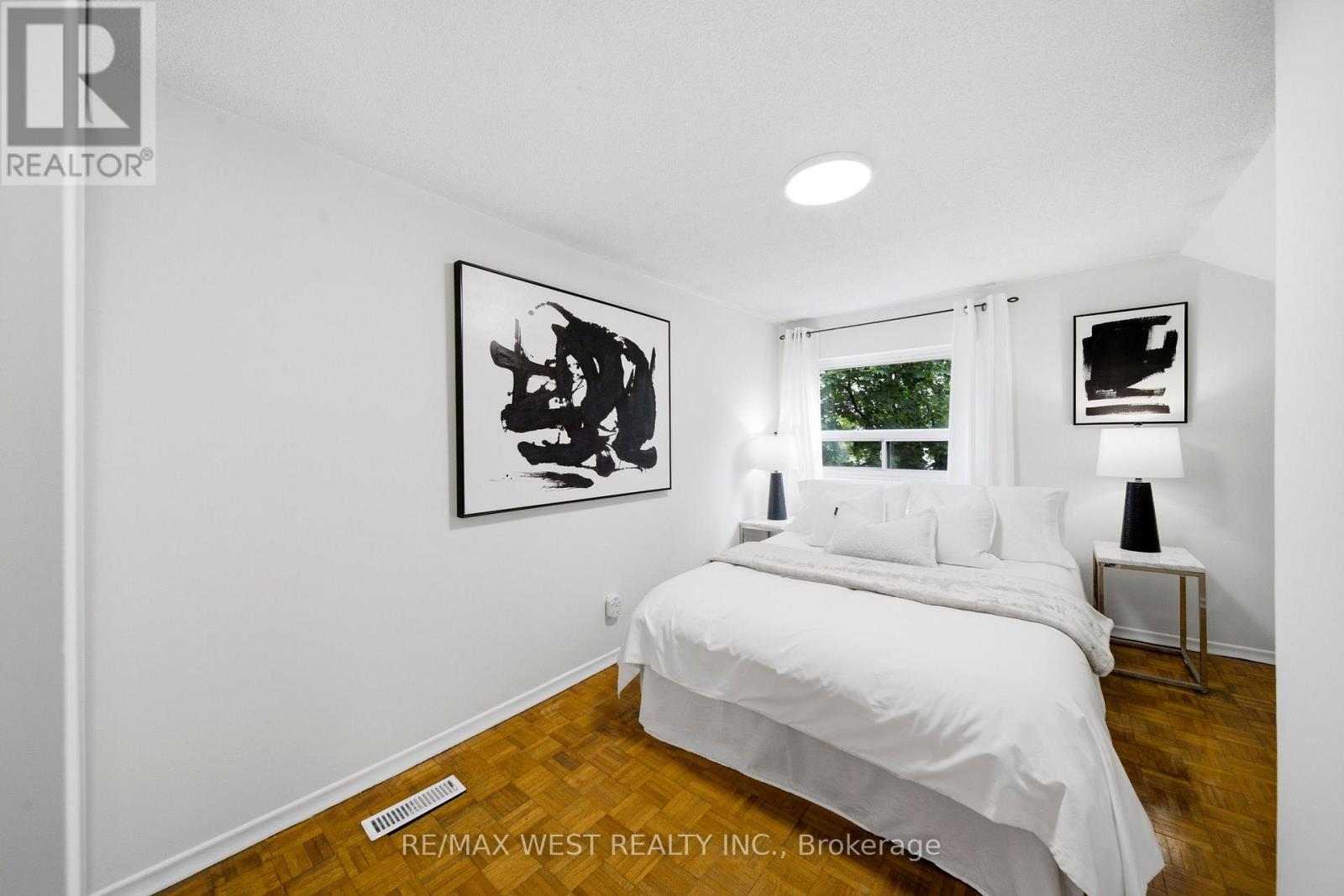 25 BATAVIA AVENUE - 10