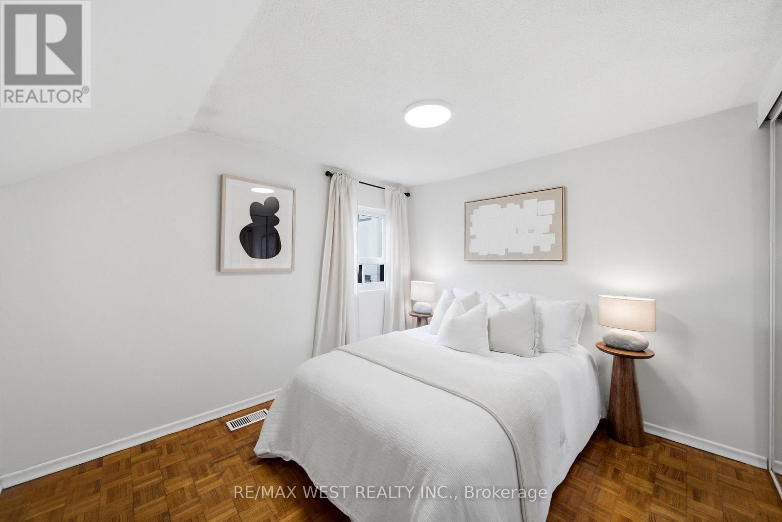 25 BATAVIA AVENUE - 11