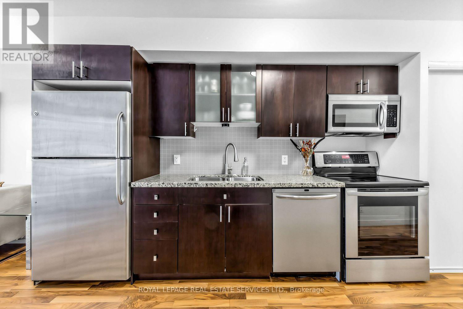 #337 1005 KING STREET W - 11