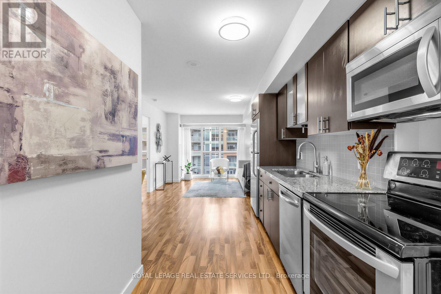 #337 1005 KING STREET W - 14