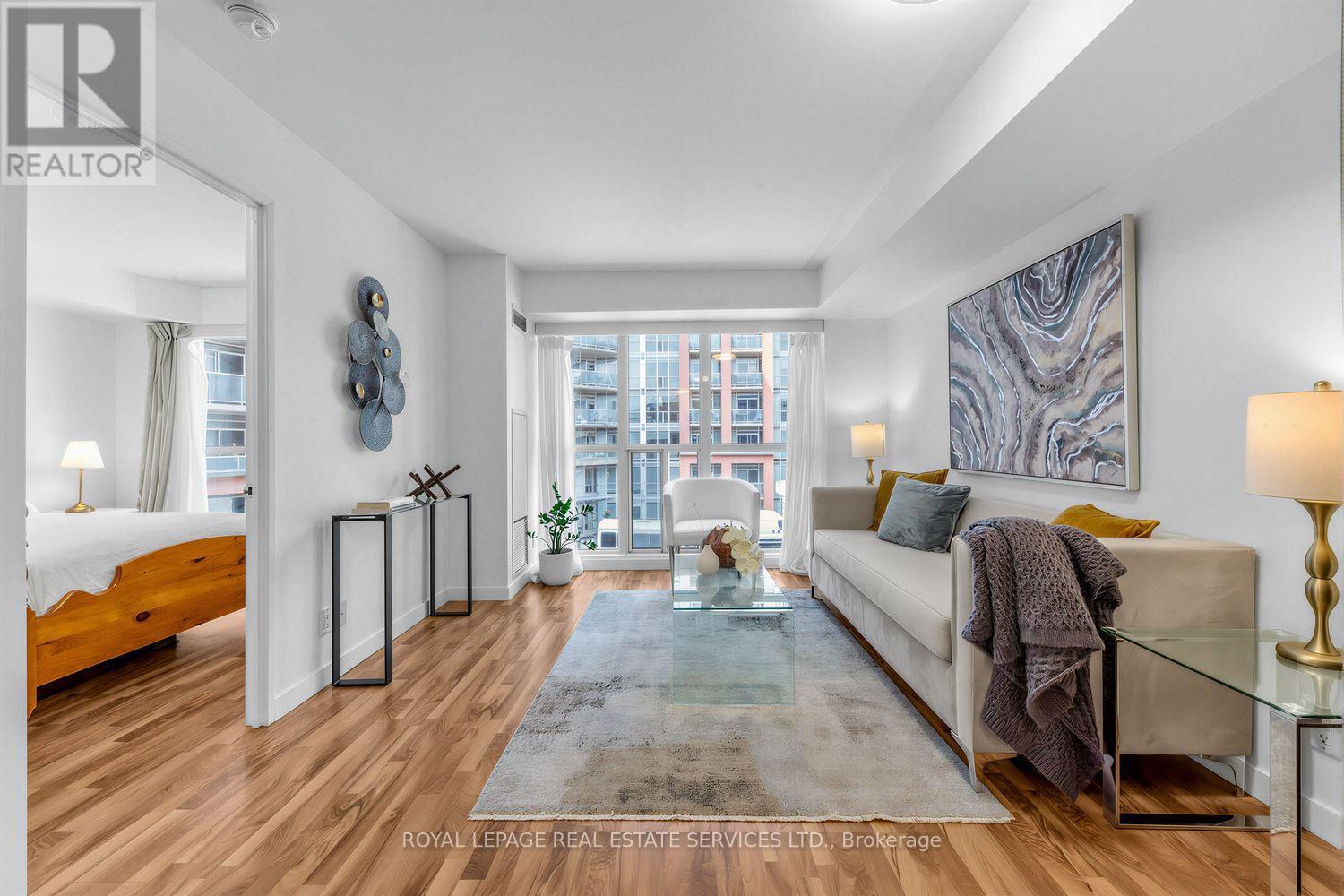 #337 1005 KING STREET W - 5