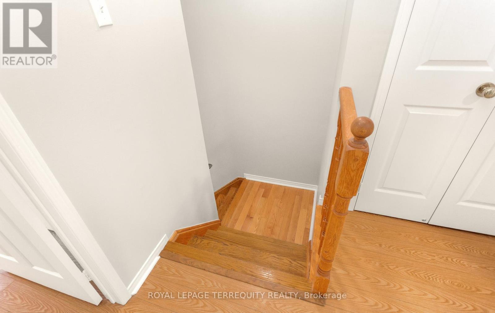 #50 5950 GLEN ERIN DRIVE - Image 18