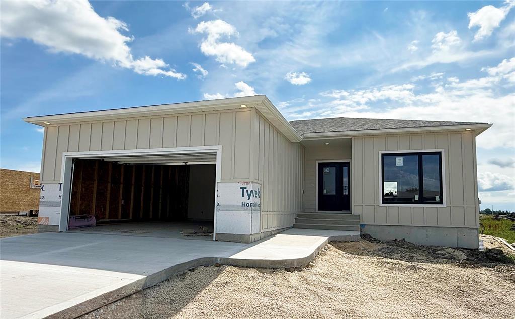 150 Rosybloom Lane, Ile Des Chenes, Manitoba, R4A0G5, Ile Des Chenes, Manitoba — photo 1 of 5