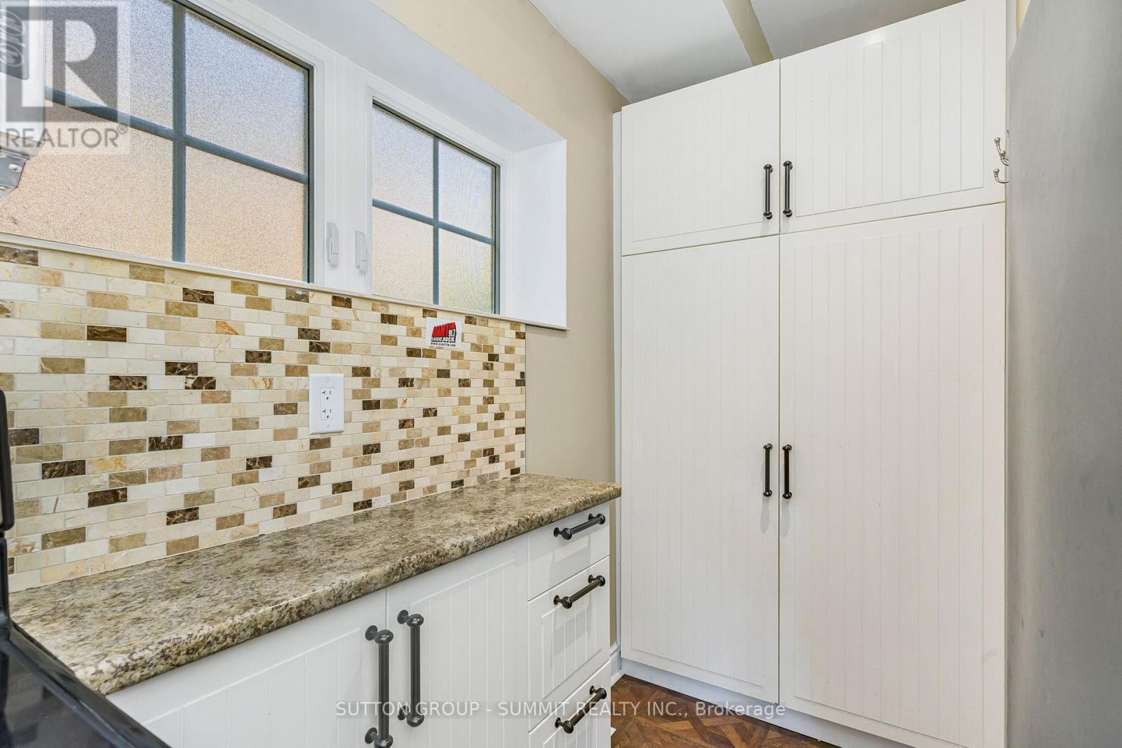 403 NIAGARA STREET - 11