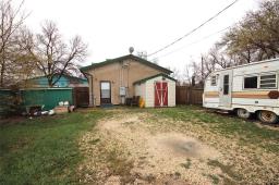 164 Notre Dame Avenue, Notre Dame De Lourdes, MB R0G1M0 Photo 18