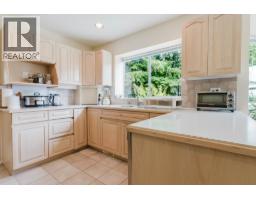 1565 Bramble Lane, Coquitlam, BC V3E2T5 Photo 10