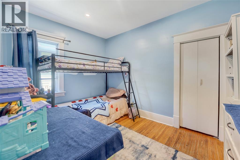 115 Collingwood STREET - 11