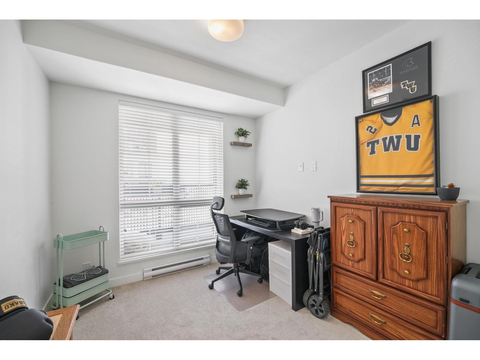 2 Bed, 2 Bath House for Sale in Langley – B307 20018 83A AVENUE, Langley – MLS# R3154349 - Image 11