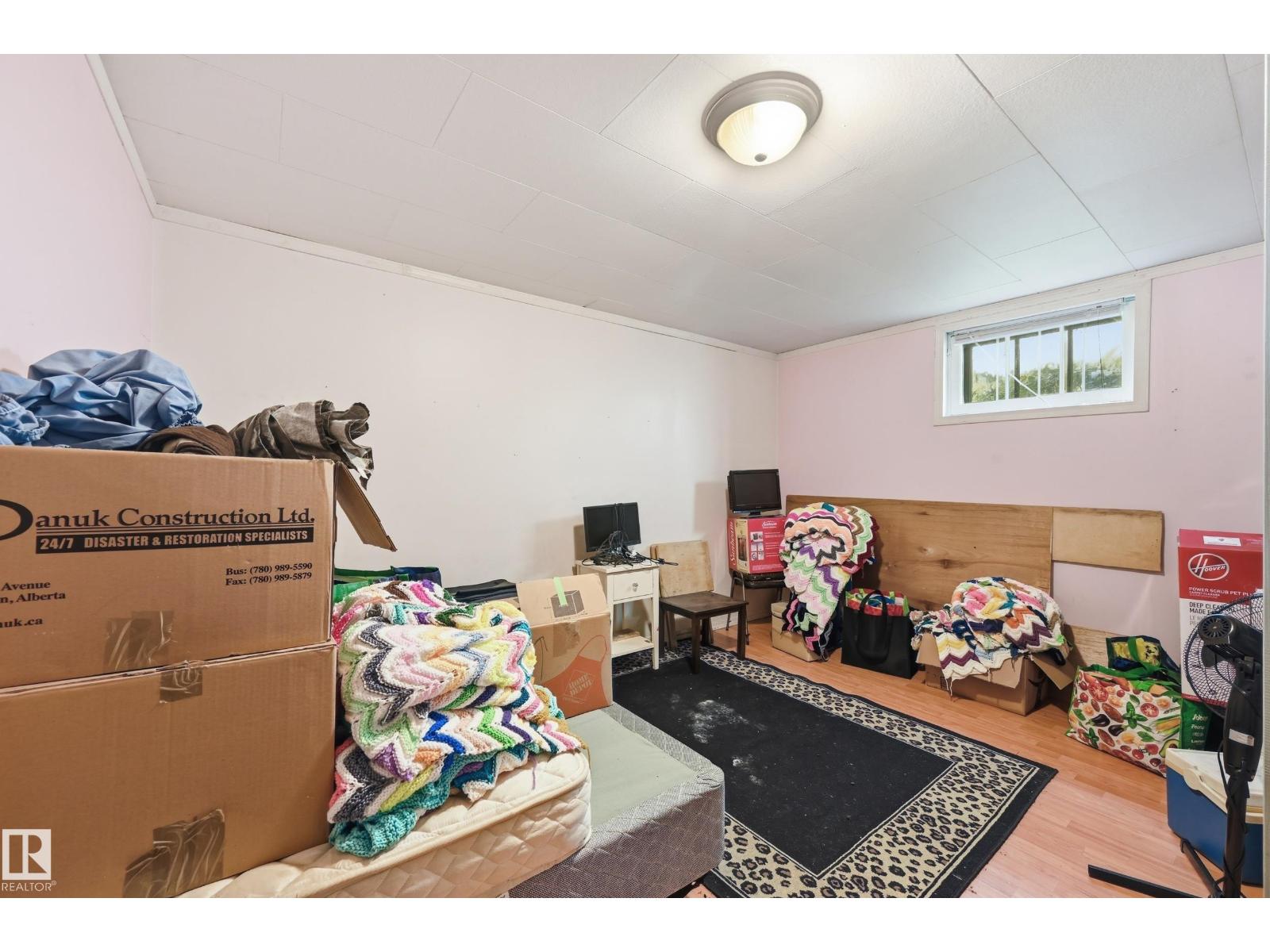 11622 133 ST NW - 19