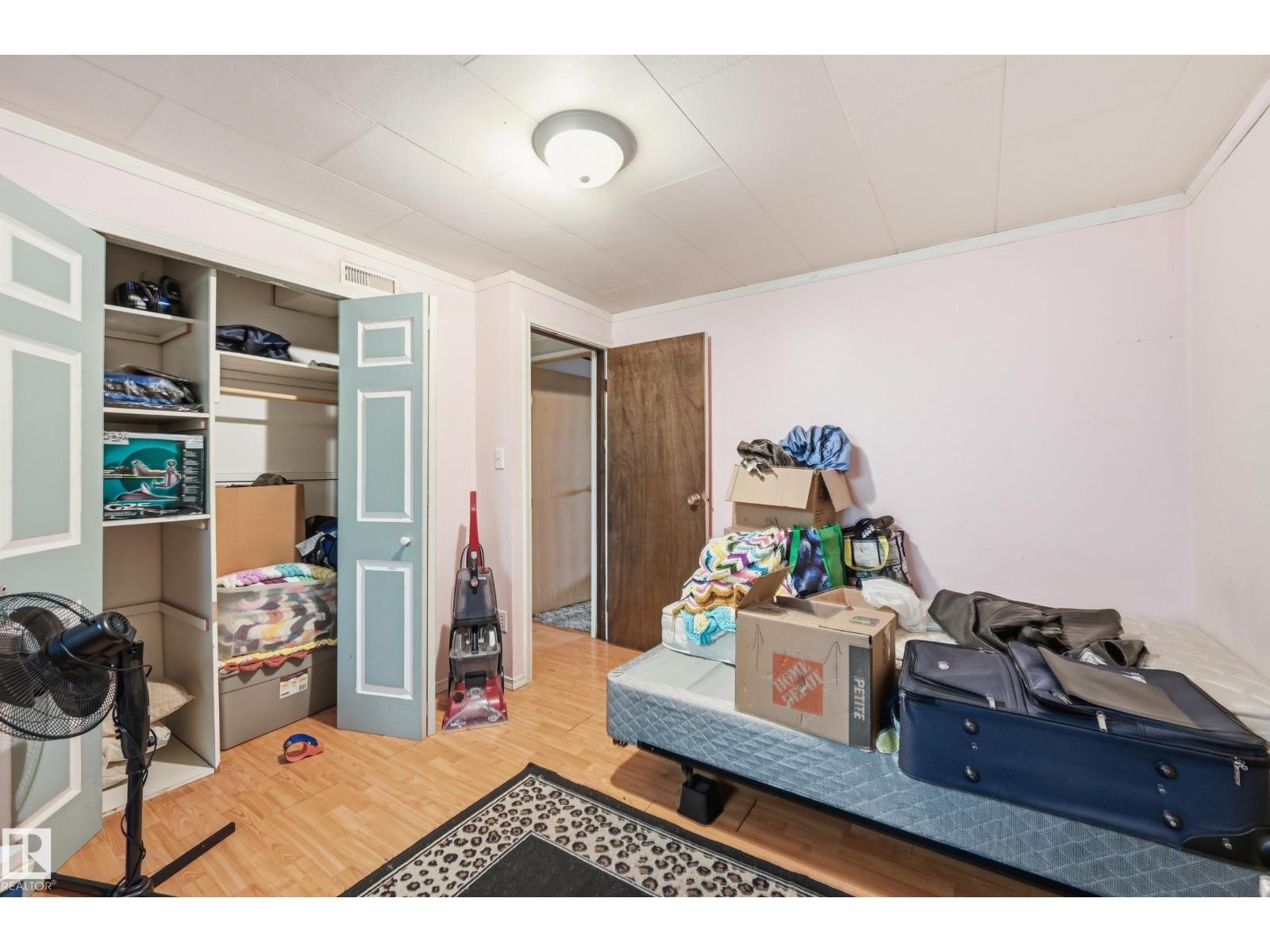 11622 133 Street NW - Photo 20