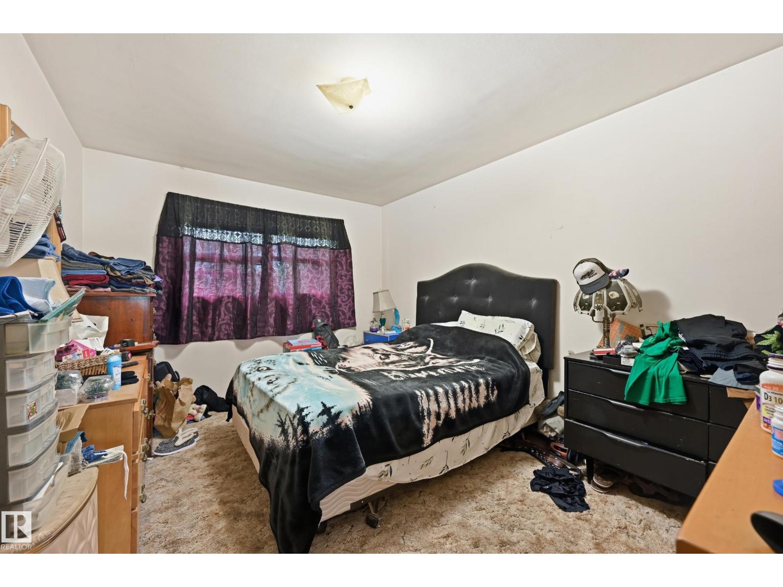 11622 133 ST NW - 11