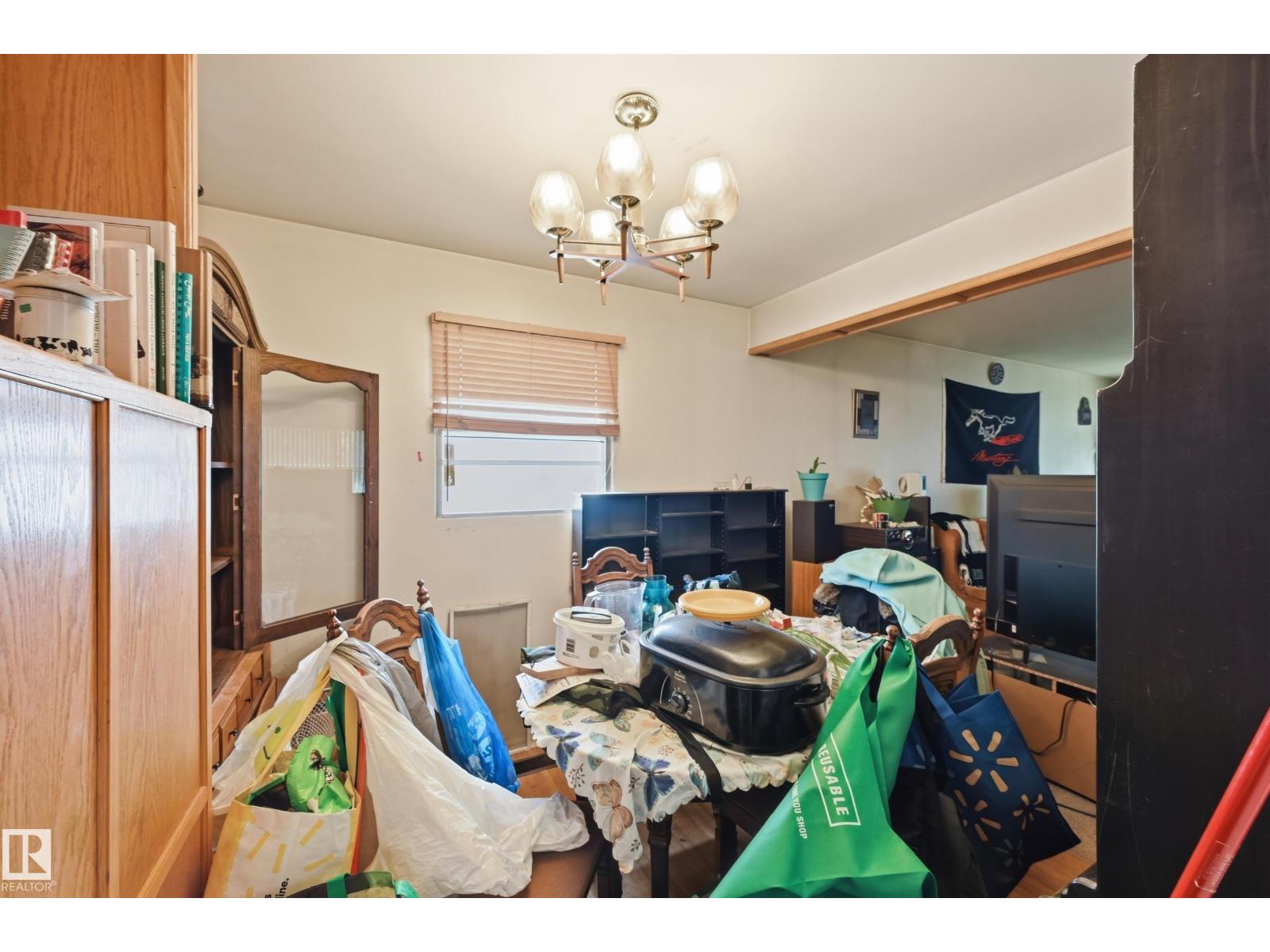 11622 133 Street NW - Photo 10