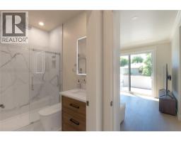 2571-2575 Abbott Street, Kelowna, BC V1Y9T9 Photo 52