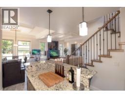 Foyer - 2571-2575 Abbott Street, Kelowna, BC V1Y9T9 Photo 13