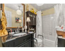 370 Ch. St-antoine, Val Des Monts, QC J8N7H9 Photo 40