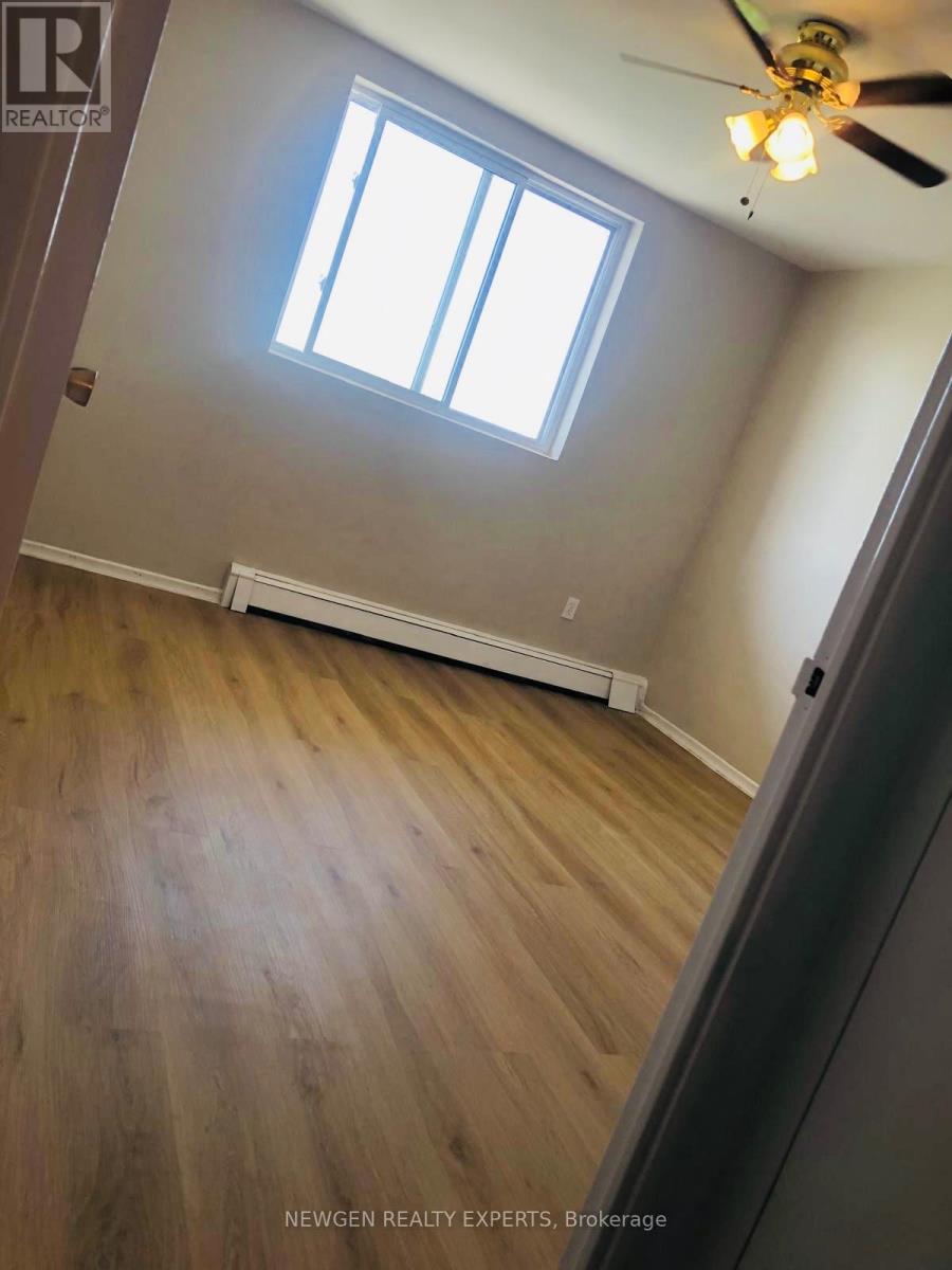 #606 563 MORNINGTON AVENUE - 12