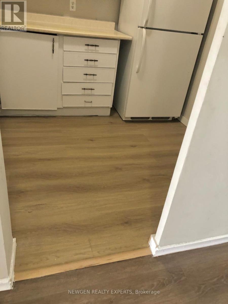#606 563 MORNINGTON AVENUE - 17