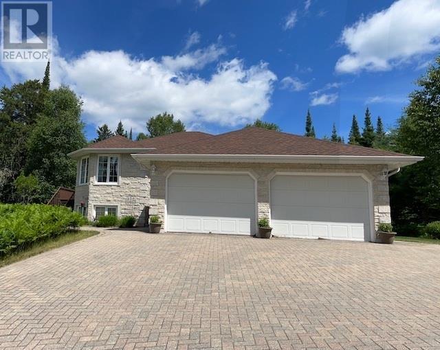 301 Sandy Beach RD