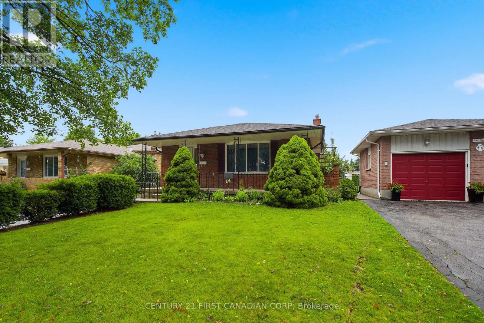 99 MURIEL CRESCENT